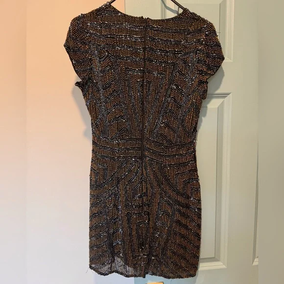 Parker Serena Beaded Sequin Dress, Size M - Picture 6 of 10